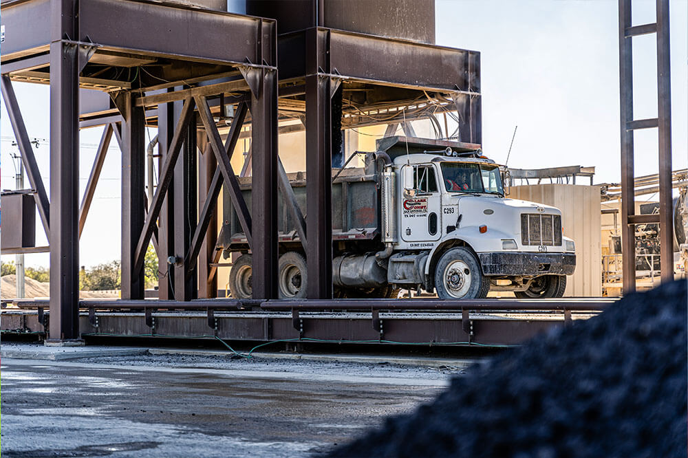 silosafety2 dump truck under silo